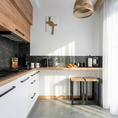 Two Bedroom Apartment with Terrace- Tatra View - Księżycowe Apartamenty SPA - 24d-1-3